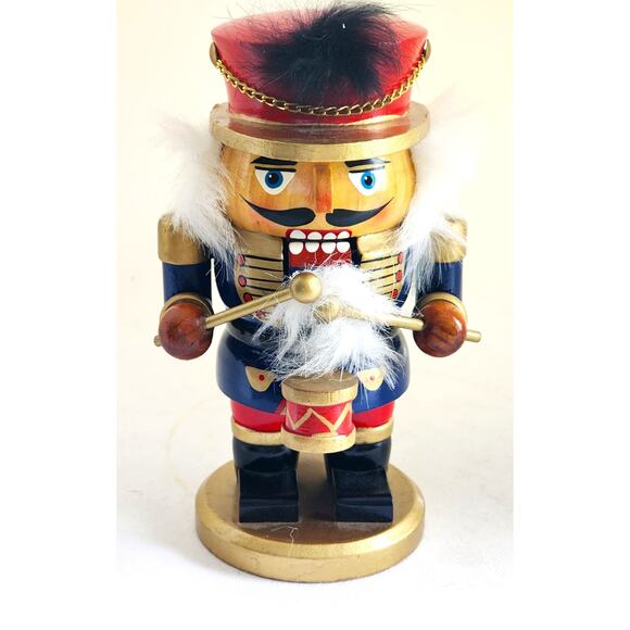 NUTCRACKER-Wooden-Drummer-English Style-Drum & Hat-Christmas-7 in tall - Picture 6 of 14